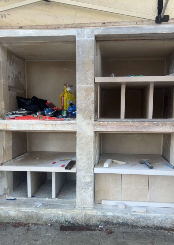 Projet de columbarium dans un dépositoire en pierre réhabilité : cimetière d’Arcachon