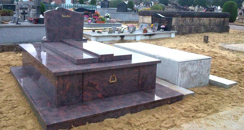 caveau en granit et caveau nu sur La Teste de Buch